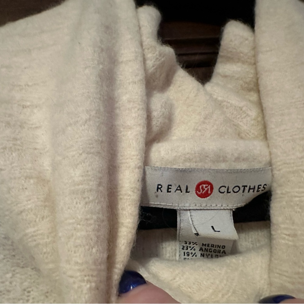 Cream colored sweater L Saks Fifth Avenue - Picture 2 of 3